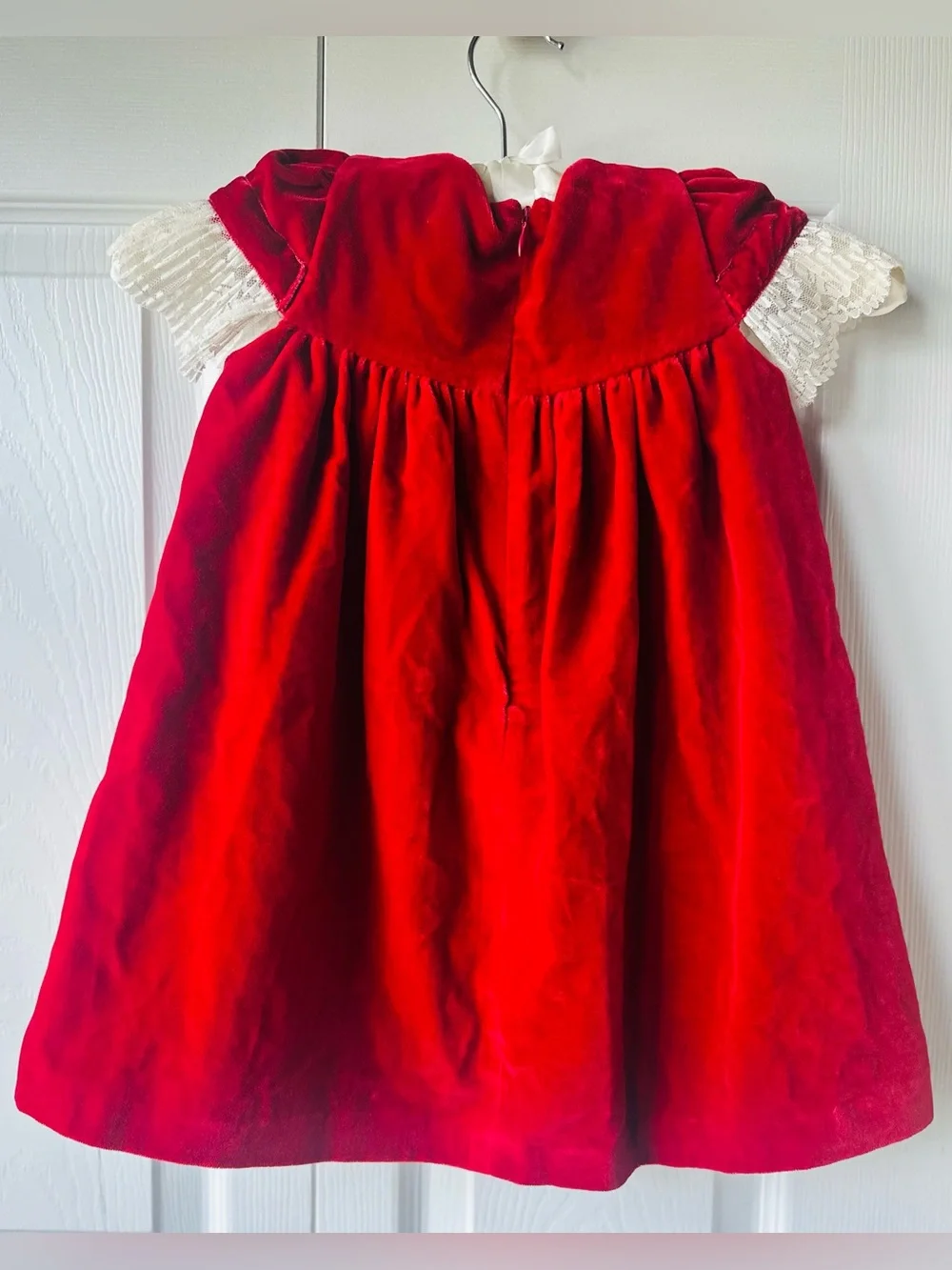 PATACHOU Baby Girls Red Velvet & Lace Bib Collar 24 Months NEW WITH TAG